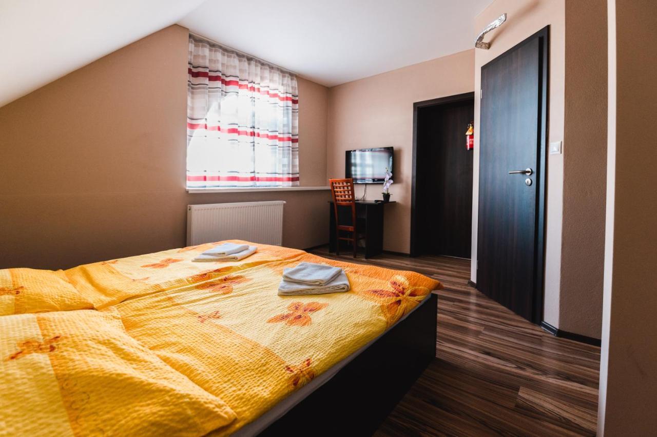 Motel Ard Sarovce Dış mekan fotoğraf